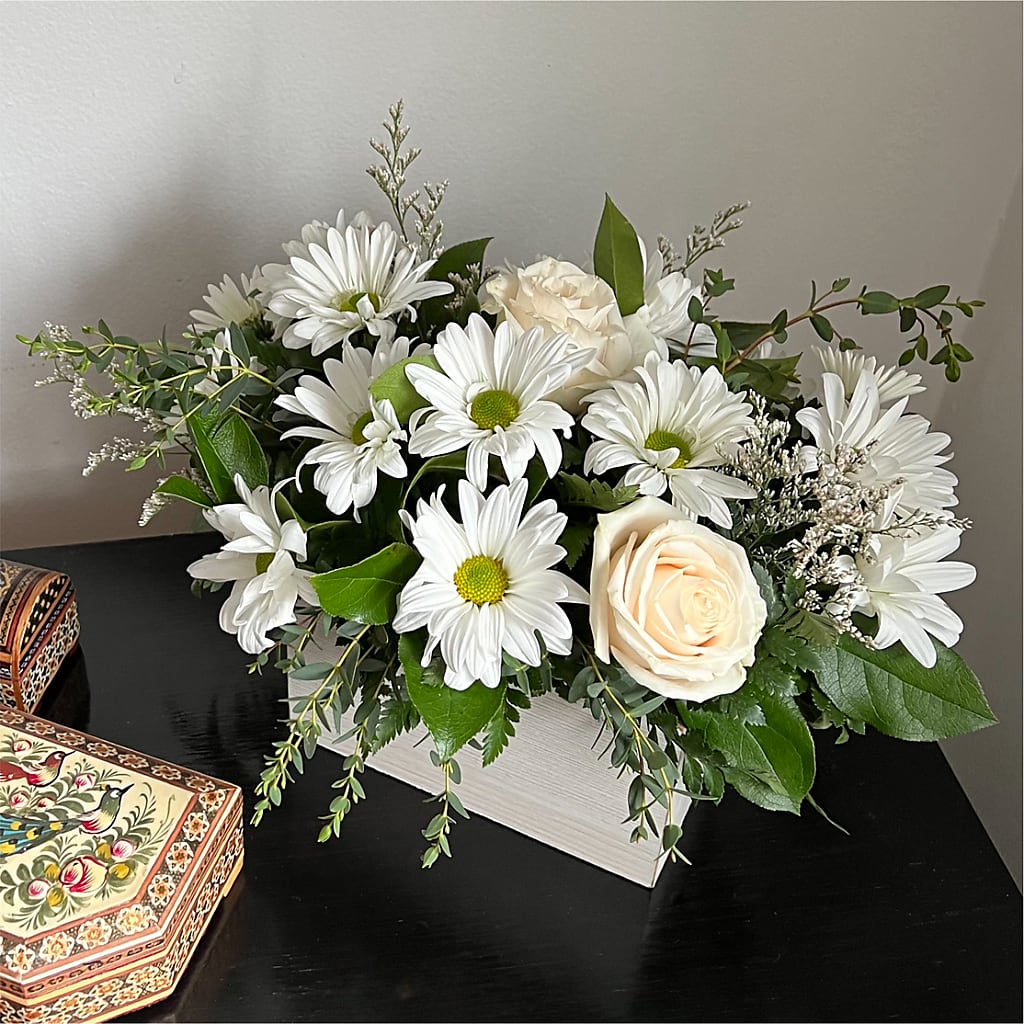 Fresh Linen Box Bouquet –  Kroger, Cincinnati OH