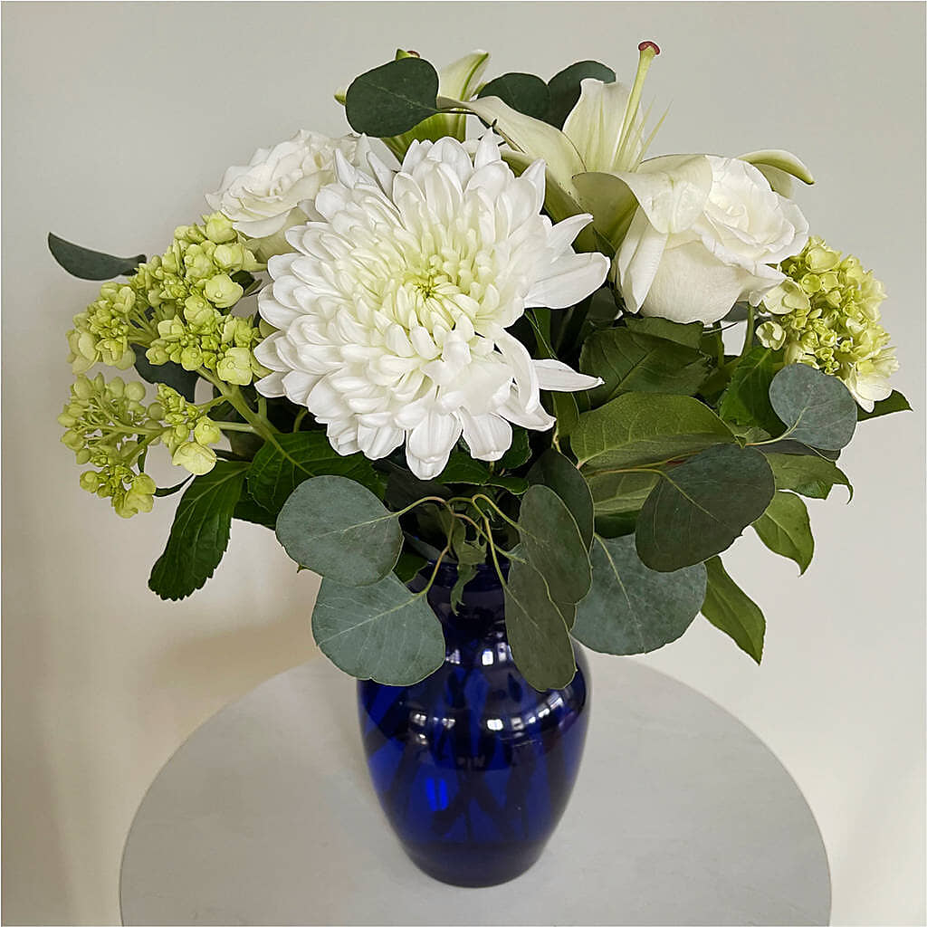 Snowy Dreams Bouquet –  Kroger, Cincinnati OH