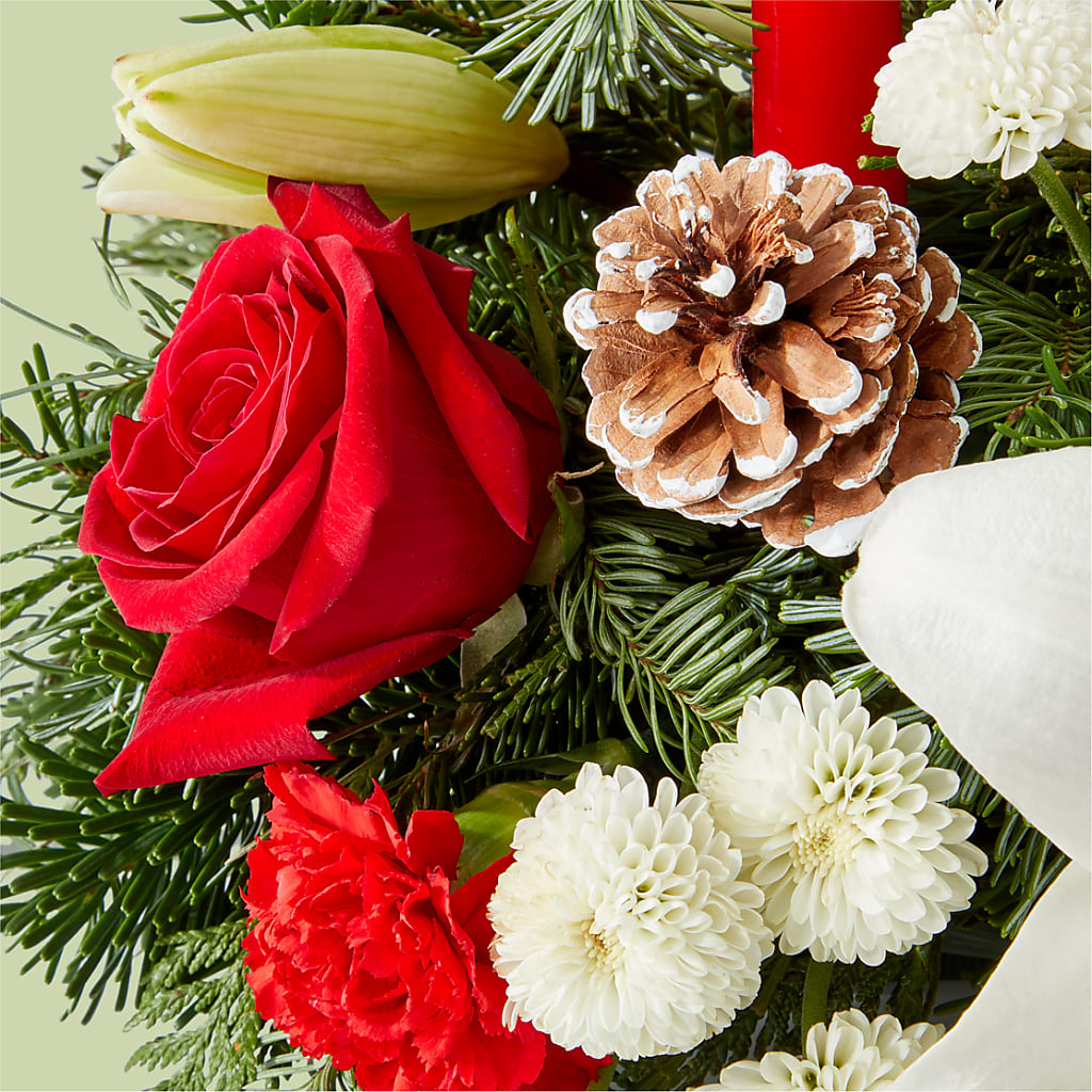 Seasonal Festivities Centerpiece –  Kroger, Cincinnati OH