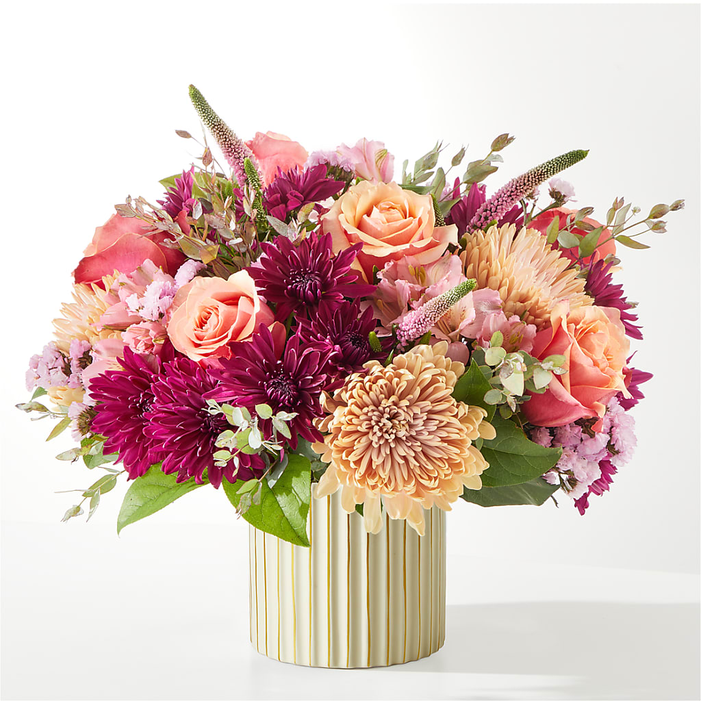 Berry Cobbler Bouquet with Ivory Vase –  Kroger, Cincinnati OH