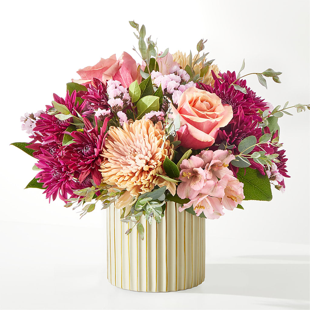 Berry Cobbler Bouquet with Ivory Vase –  Kroger, Cincinnati OH