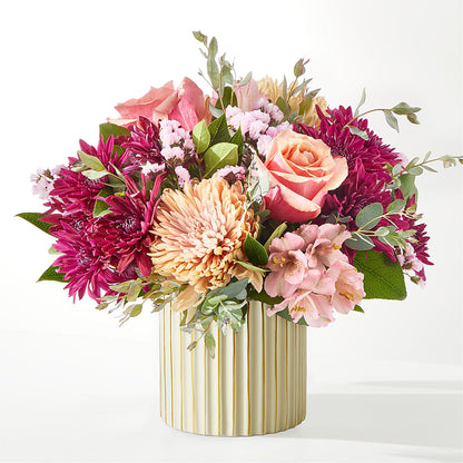 Berry Cobbler Bouquet with Ivory Vase –  Kroger, Cincinnati OH